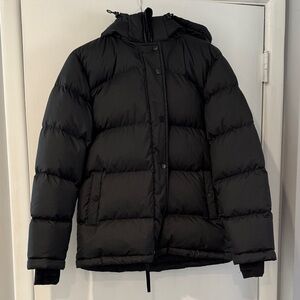 Quince black Puffer Jacket. New.